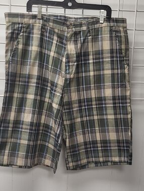 Nwt, 5th AVE Plaid Men’s Shorts, SIZE 40